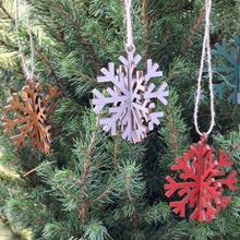 Katso kuvagalleriassa, Puiset joulutähtipallot