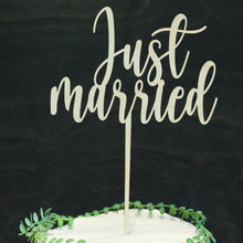 Katso kuvagalleriassa, kotimaiset hääkakkukoristeet, hääkoristeet vanerista, kakkukoriste häihin, hääkakku, kihlajaiskakku