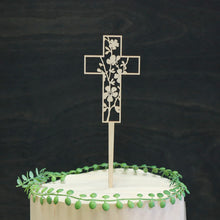 Katso kuvagalleriassa, kaunis konfirmaatioristi, kakkukoriste rippijuhliin, rippijuhlien kakku, rippijuhlat, puinen rippiristi