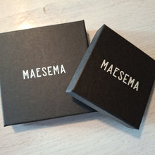 Katso kuvagalleriassa, Kiipeilijä-korut