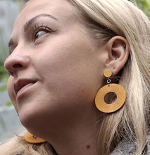 Katso kuvagalleriassa, Sunny ring - korvakorut
