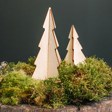 Katso kuvagalleriassa, joulukuusen mallinen vanerista valmistettu kahdesta osasta koottava joulukoriste pöydälle