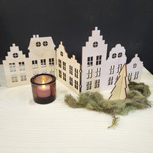 Katso kuvagalleriassa, vanerista valmistettu koottava kaunis joulukatu joulukoriste