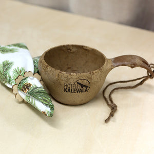 Kupilka-kuksa kaiverruksella