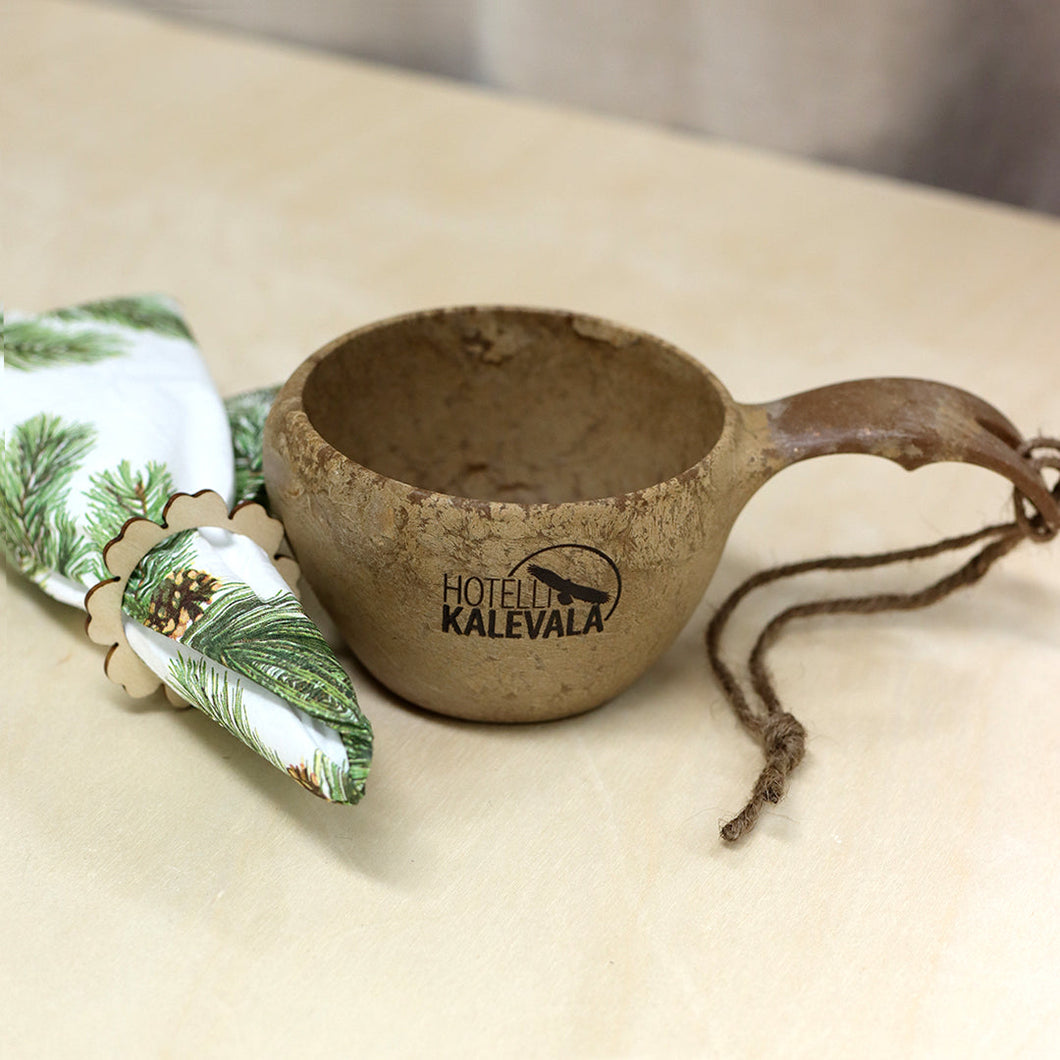 Kupilka-kuksa logokaiverruksella