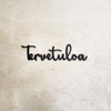 puusta valmistettu tervetuloa kyltti ulko-oveen musta